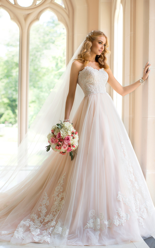 pretty wedding dresses