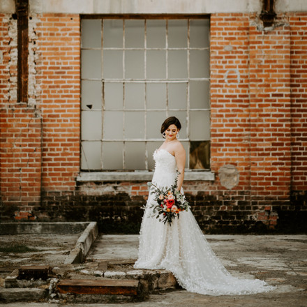 Second Summer Bride Sacramento Bridal Attire Real Weddings Magazine