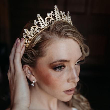 Luxurious Bridal Sacramento Bridal Jewlery Tiara Accessories Real Weddings Magazine