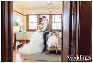 Sacramento Real Weddings Magazine Love Is Magic Styled Shoot in the Winter/Spring 2018 issue. Photography by Rochelle Wilhelms Photography on location at Field & Pond featuring newlyweds Jacqueline and Zach Timberlake.