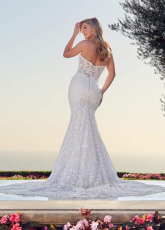 Real Weddings Magazine Special Offer Discount The Clothes Mine Bridal Bridesmaids Gowns Dresses Tuxedos Sutter Creek | Best Sacramento Tahoe Northern California Vendors