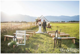 Caron Valley Nevada Wedding | Rachel Lomeli Photography | Antique Jewel Tone Wedding Inspo