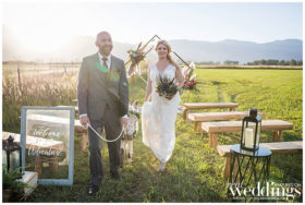 Caron Valley Nevada Wedding | Rachel Lomeli Photography | Antique Jewel Tone Wedding Inspo