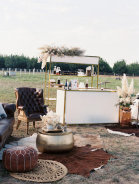 Sacramento Women Supporting Women | Wedding Inspiration | Elegant Rustic Lone Oak Longhorns Styled Shoot