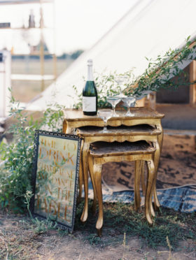 Sacramento Women Supporting Women | Wedding Inspiration | Elegant Rustic Lone Oak Longhorns Styled Shoot