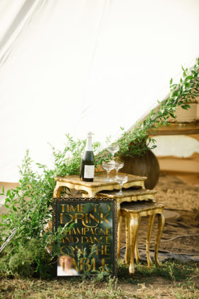 Sacramento Women Supporting Women | Wedding Inspiration | Elegant Rustic Lone Oak Longhorns Styled Shoot