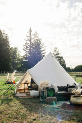 Sacramento Women Supporting Women | Wedding Inspiration | Elegant Rustic Lone Oak Longhorns Styled Shoot