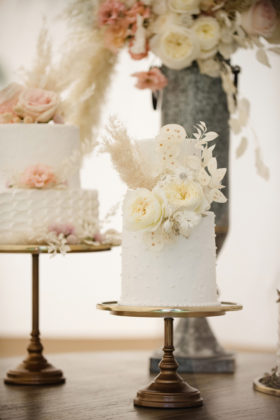 Sacramento Women Supporting Women | Wedding Inspiration | Elegant Rustic Lone Oak Longhorns Styled Shoot