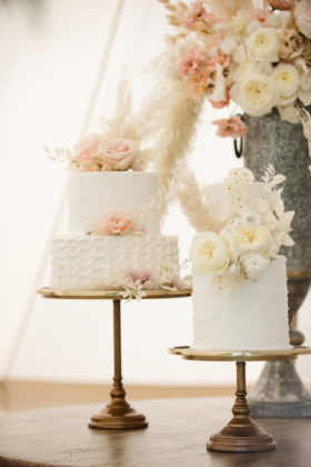 Sacramento Women Supporting Women | Wedding Inspiration | Elegant Rustic Lone Oak Longhorns Styled Shoot