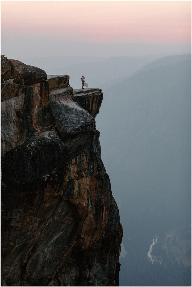 Epic Yosemite Taft Point Elopement Styled Shoot | Sacramento Tahoe Adventure Wedding Styled Shoot | Northern California Elopement Inspiration 