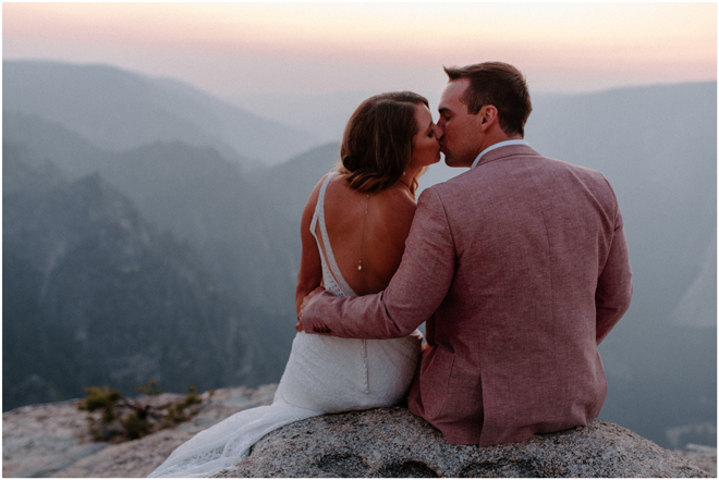 Epic Yosemite Taft Point Elopement Styled Shoot | Sacramento Tahoe Adventure Wedding Styled Shoot | Northern California Elopement Inspiration 