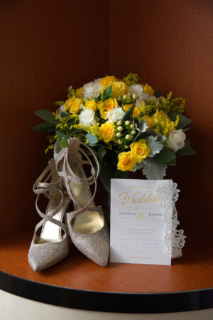 Chuck Roberts Photography Brenda and Matthew's Yellow Wedding at Orchard Creek Lodge