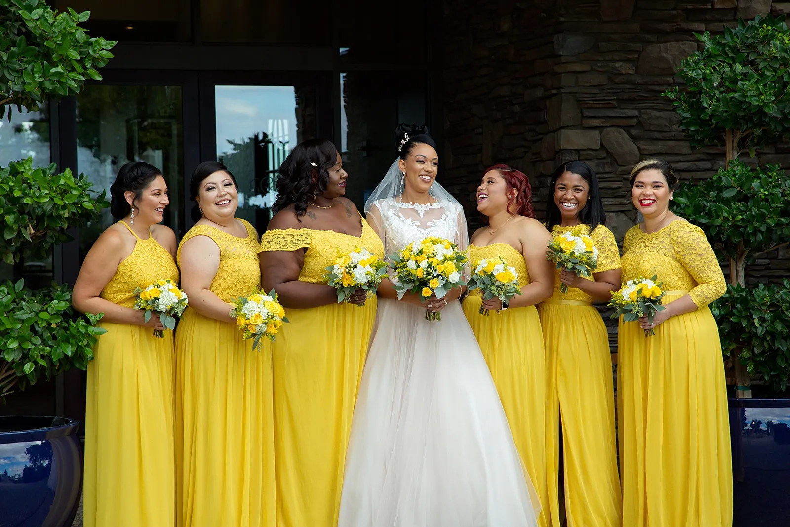 Chuck Roberts Photography Brenda and Matthew's Yellow Wedding at Orchard Creek Lodge