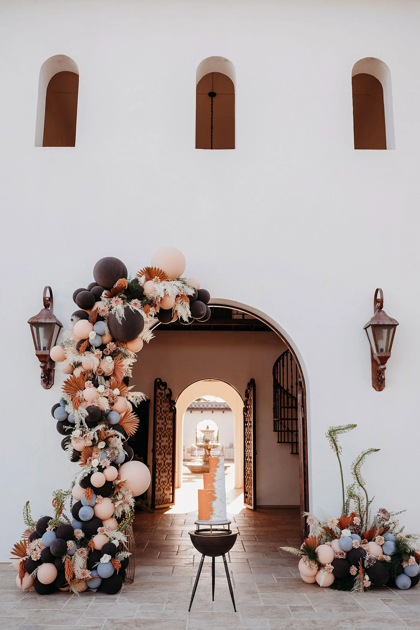 Liz Koston Photography Modern Desert Wedding Inspiration