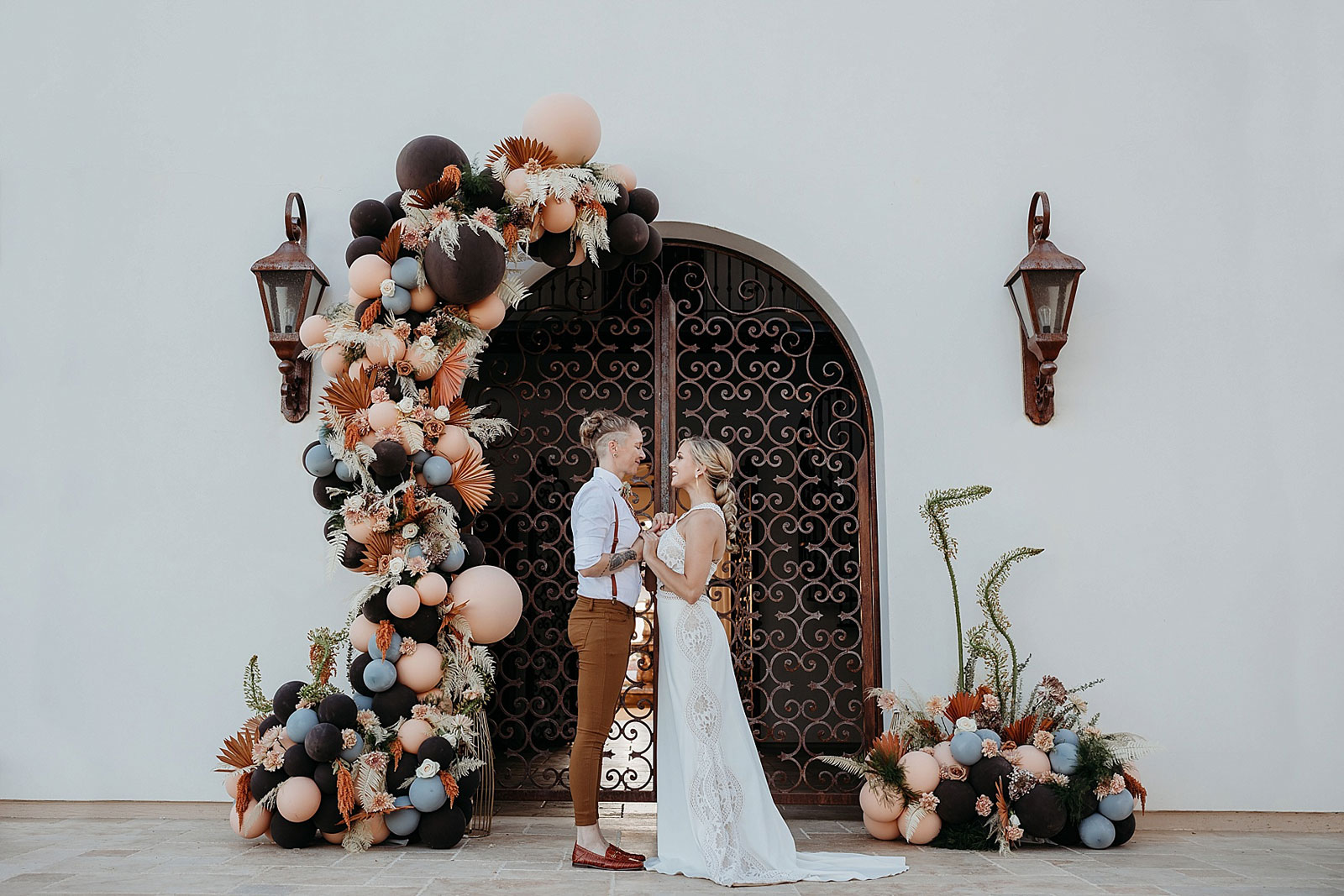 Liz Koston Photography Modern Desert Wedding Inspiration