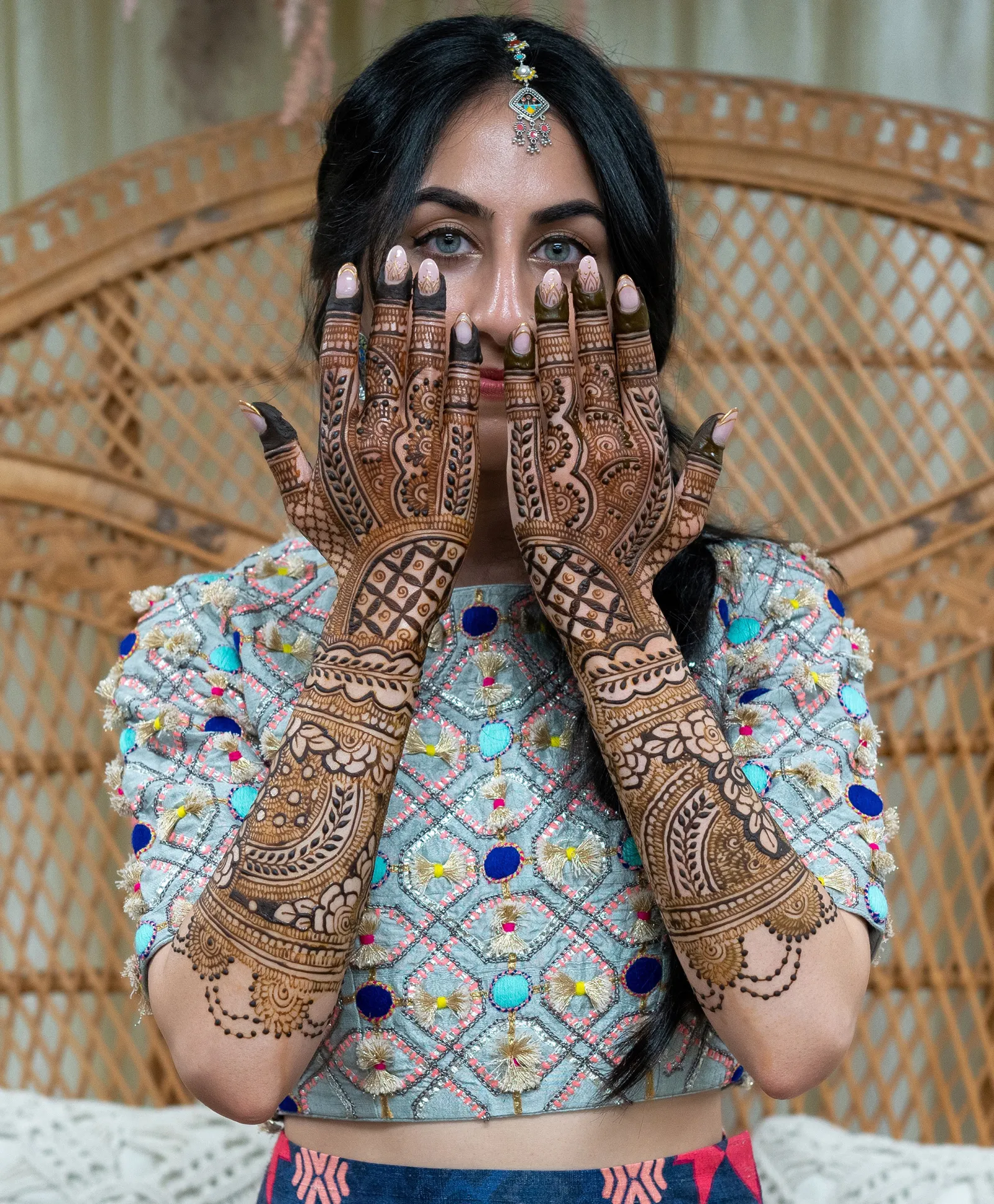 Arti's Mehendi World in Andheri West,Mumbai - Best Bridal Mehendi Artists  in Mumbai - Justdial