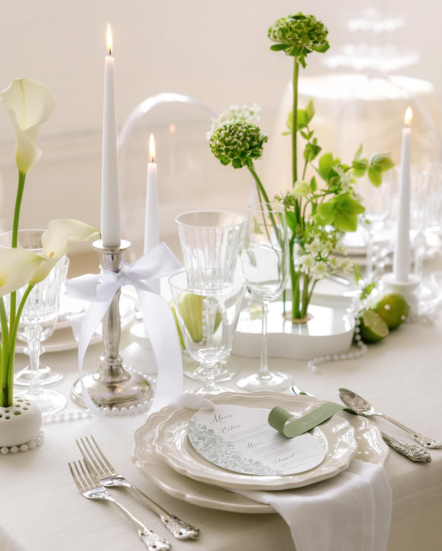 Trending place setting from Linen & Oak Wedding & Event Rentals - Sacramento Boutique Luxury Weddings